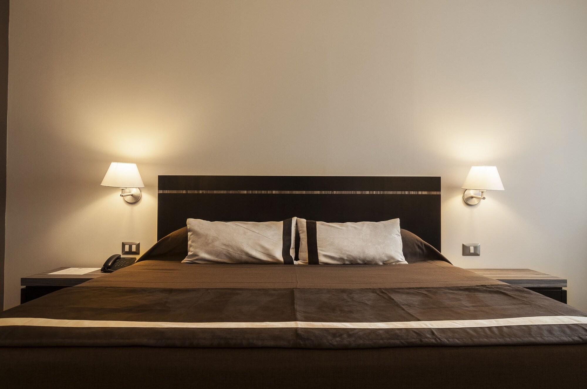 Hotel Diego De Almagro Providencia 4*